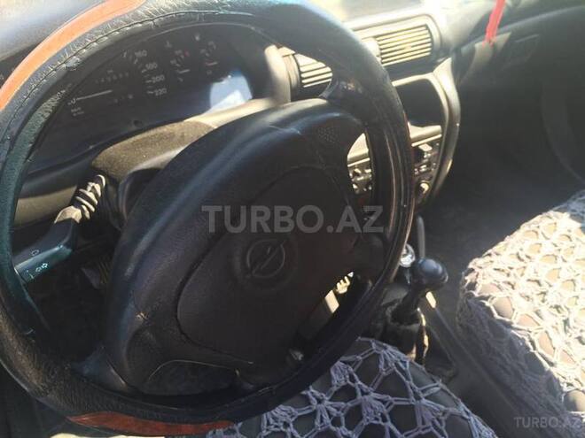 Opel Astra 1996, 340,000 km - 1.6 л - Bakı
