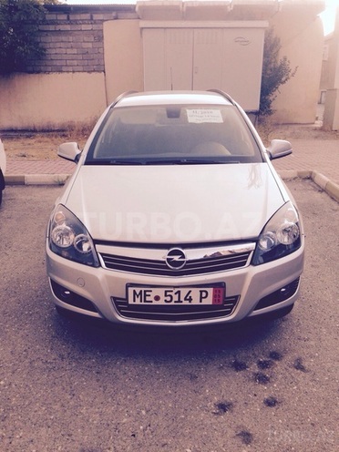 Opel Astra 2010, 980,000 km - 1.6 l - Bakı