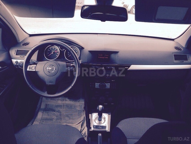 Opel Astra 2010, 980,000 km - 1.6 l - Bakı