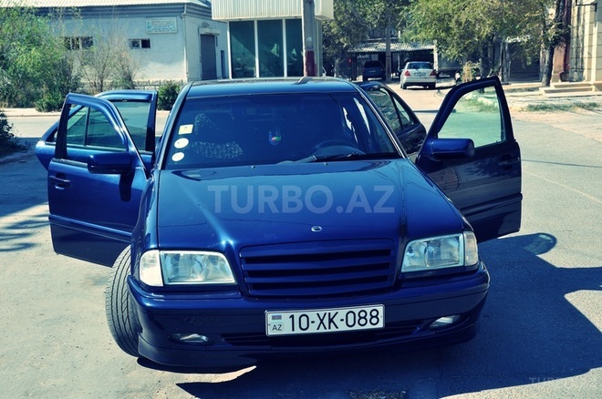 Mercedes C 180 2000, 160,000 km - 1.8 l - Bakı