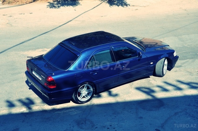 Mercedes C 180 2000, 160,000 km - 1.8 l - Bakı