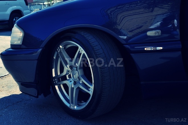 Mercedes C 180 2000, 160,000 km - 1.8 l - Bakı