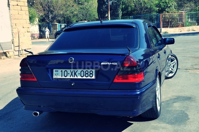 Mercedes C 180 2000, 160,000 km - 1.8 l - Bakı