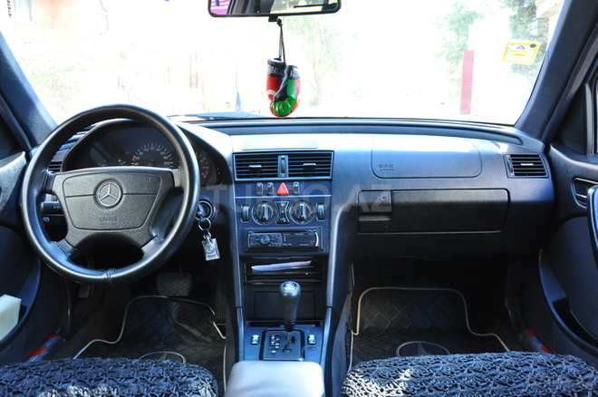 Mercedes C 180 2000, 160,000 km - 1.8 l - Bakı