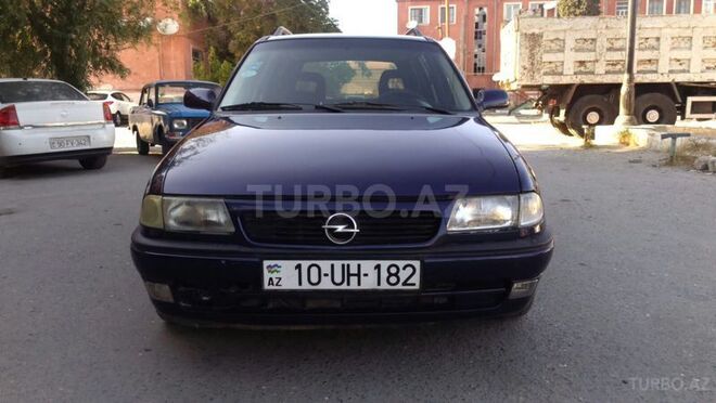 Opel Astra 1997, 230,000 km - 1.6 l - Bakı