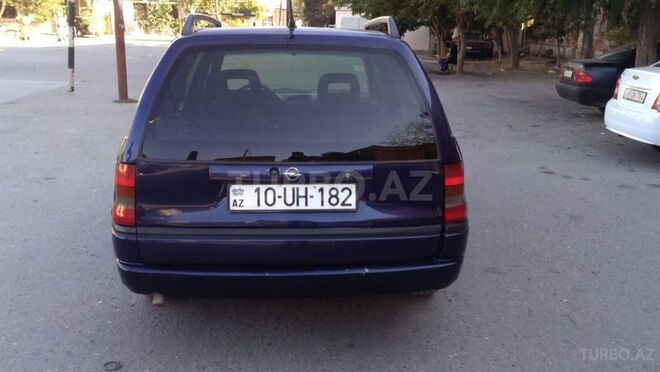 Opel Astra 1997, 230,000 km - 1.6 l - Bakı