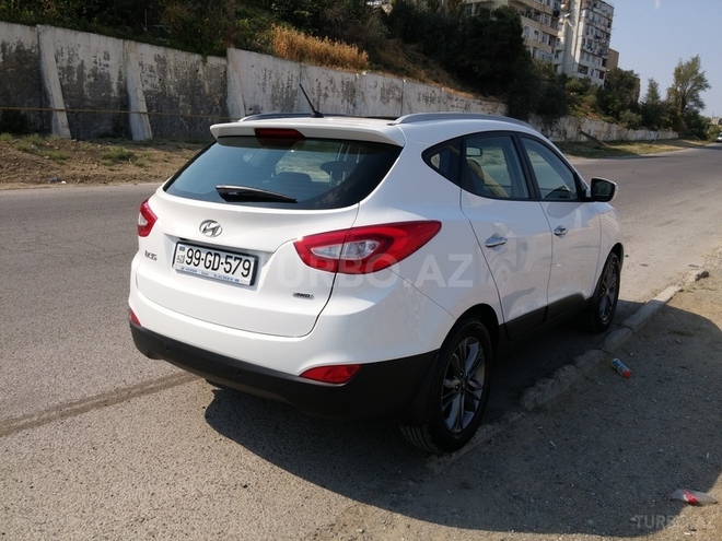 Hyundai ix35 2013, 27,000 km - 2.0 l - Bakı
