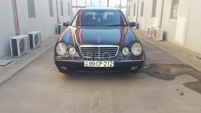 Mercedes E 240 1999, 195,600 km - 2.4 l - Bakı
