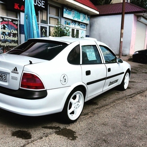 Opel Vectra 1997, 246,000 km - 0.2 l - Bakı
