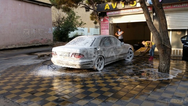 Mercedes E 270 2000, 250,000 km - 2.2 л - Bakı