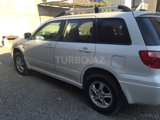 Mitsubishi Outlander 2006, 246,000 km - 2.4 l - Bakı