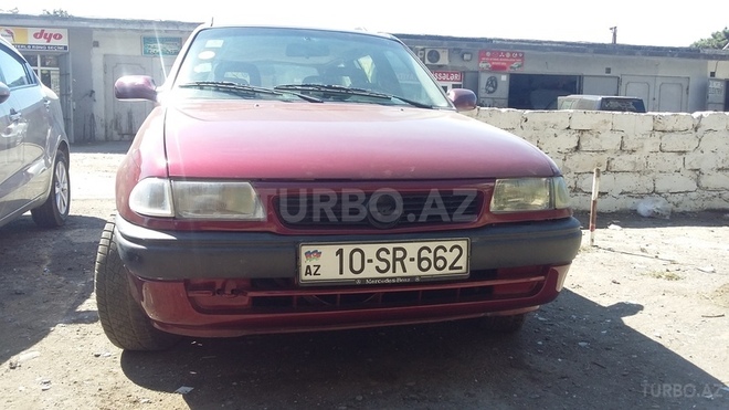 Opel Astra 1995, 380,000 km - 1.6 л - Bakı