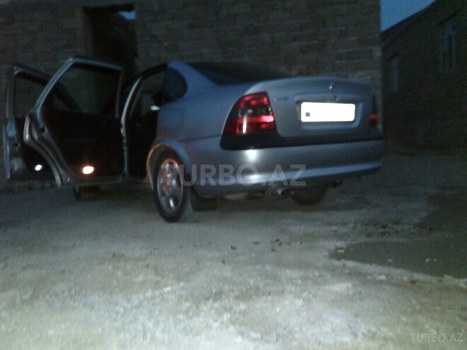 Opel Vectra 1997, 300,000 km - 2.3 l - Bakı