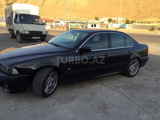 BMW 530 2001, 266,000 km - 3.0 л - Bakı