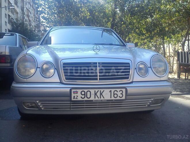 Mercedes E 200 1999, 175,321 km - 2.0 l - Bakı