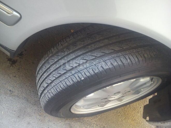 Mercedes E 200 1999, 175,321 km - 2.0 l - Bakı