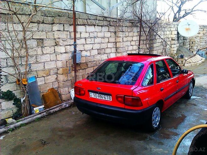 Ford Escort 1998, 100,000 km - 1.4 l - Bakı
