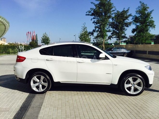 BMW X6 2008, 60,000 km - 4.4 l - Bakı