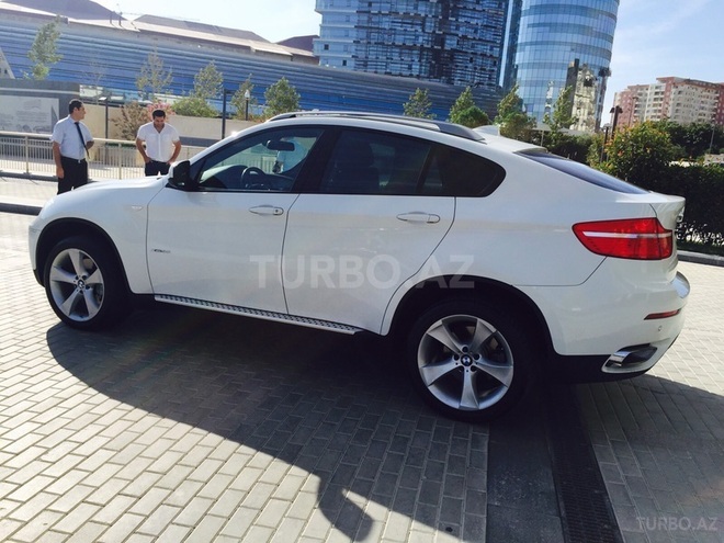 BMW X6 2008, 60,000 km - 4.4 l - Bakı