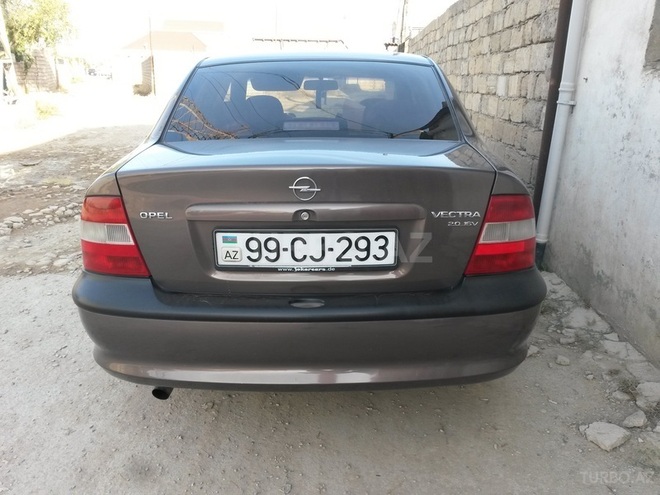 Opel Vectra 1998, 190,000 km - 2.0 l - Bakı