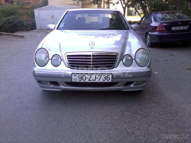 Mercedes E 220 2000, 220,000 km - 2.2 л - Bakı