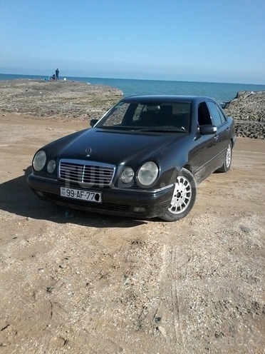 Mercedes E 200 1997, 287,000 km - 2.0 l - Bakı