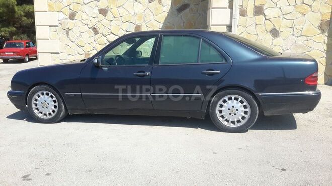 Mercedes E 200 1997, 287,000 km - 2.0 l - Bakı