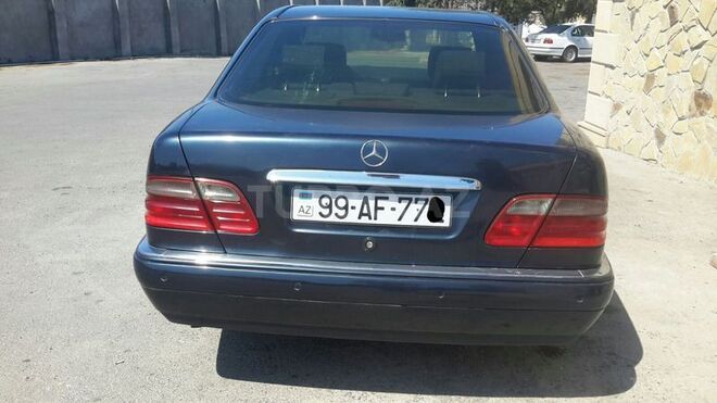 Mercedes E 200 1997, 287,000 km - 2.0 l - Bakı