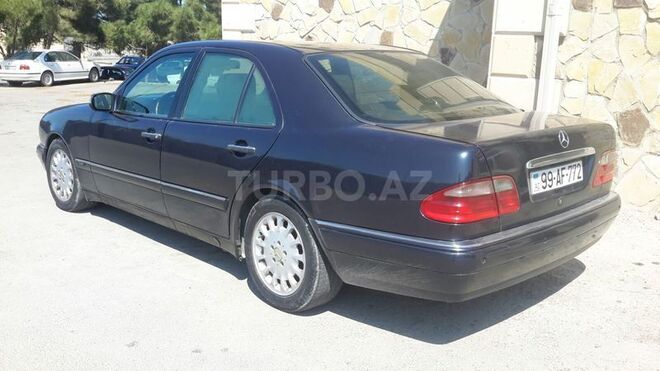 Mercedes E 200 1997, 287,000 km - 2.0 l - Bakı