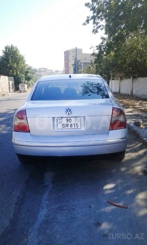 Volkswagen Passat 2003, 170,000 km - 1.8 л - Bakı