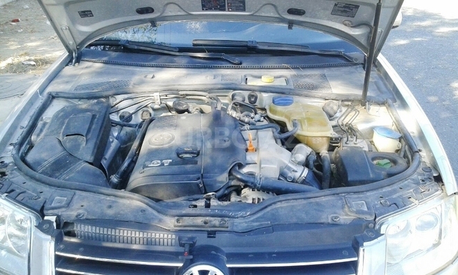 Volkswagen Passat 2003, 170,000 km - 1.8 л - Bakı