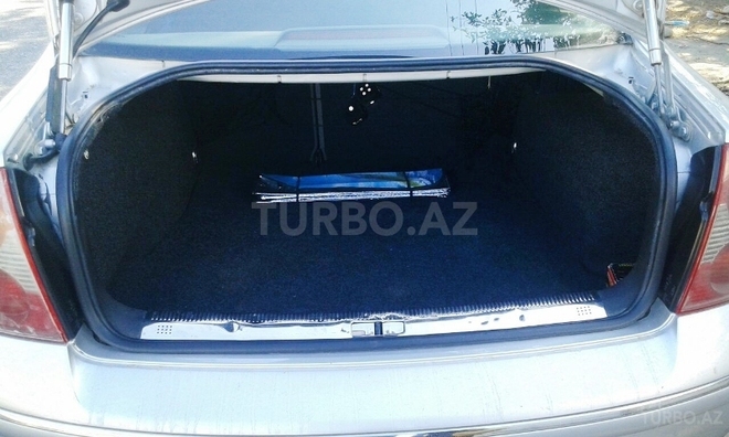 Volkswagen Passat 2003, 170,000 km - 1.8 л - Bakı