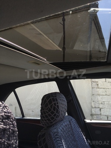Mercedes E 200 1997, 230,000 km - 2.0 l - Bakı