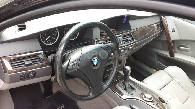 BMW 525 2005, 107,688 km - 2.5 l - Bakı
