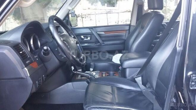 Mitsubishi Pajero 2007, 201,000 km - 3.0 l - Bakı