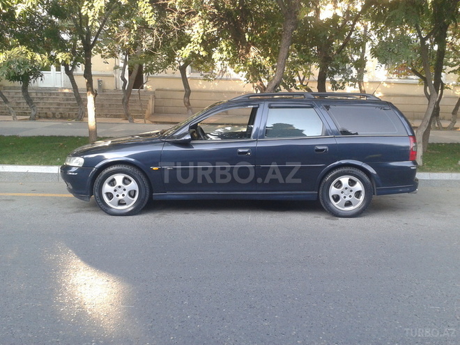 Opel Vectra 2000, 160,000 km - 1.8 l - Bakı