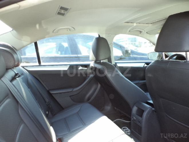 Volkswagen Jetta 2014, 14,000 km - 1.8 l - Bakı