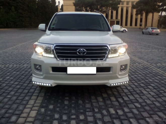 Toyota Land Cruiser 2014, 26,000 km - 4.5 l - Bakı