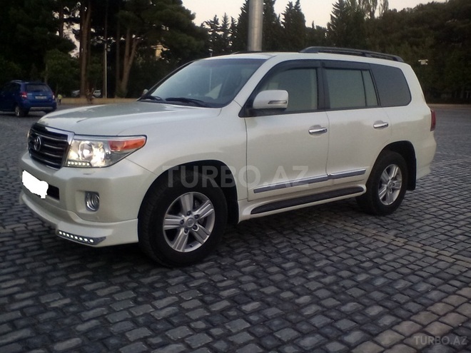 Toyota Land Cruiser 2014, 26,000 km - 4.5 l - Bakı