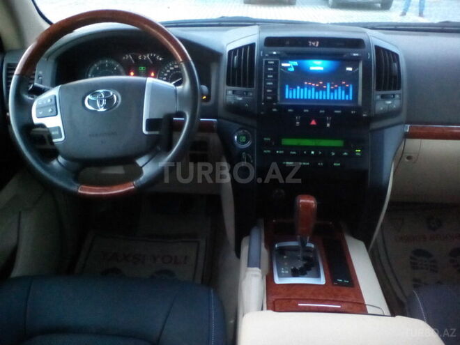 Toyota Land Cruiser 2014, 26,000 km - 4.5 l - Bakı
