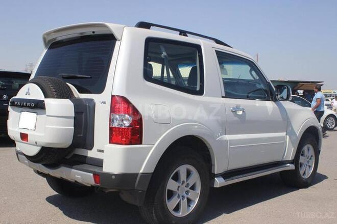 Mitsubishi Pajero 2007, 94,000 km - 3.0 l - Bakı