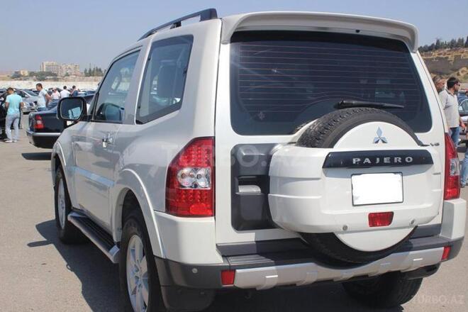 Mitsubishi Pajero 2007, 94,000 km - 3.0 l - Bakı