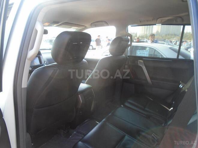 Toyota Prado 2011, 30,000 km - 2.7 l - Bakı