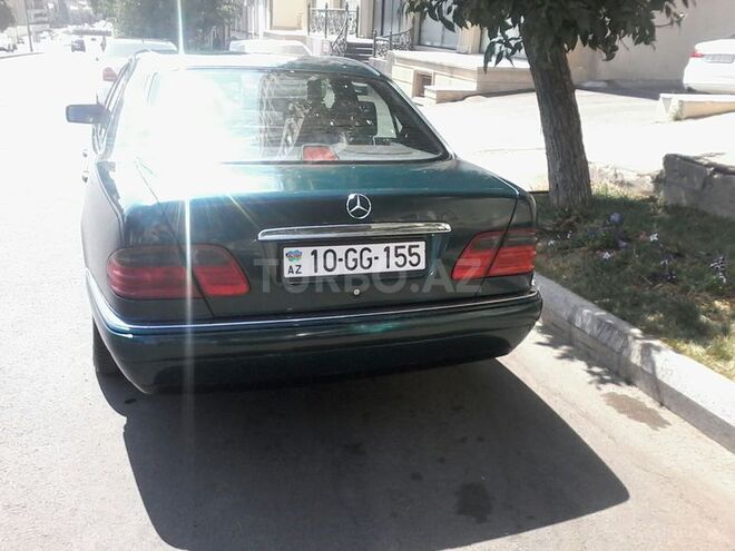 Mercedes E 200 1995, 256,000 km - 2.0 l - Bakı