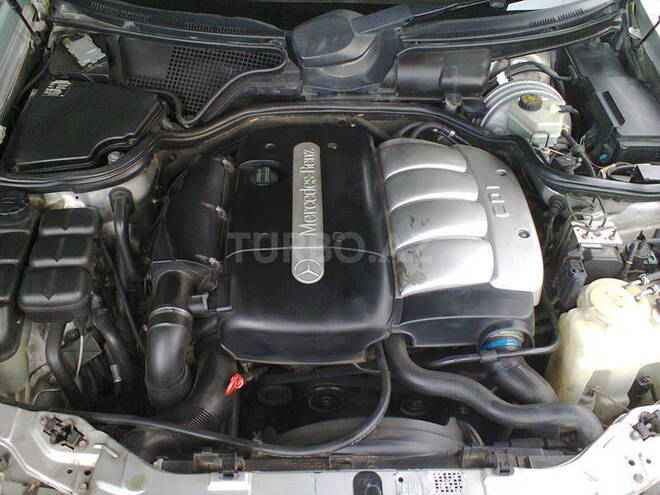 Mercedes E 270 2002, 230,000 km - 2.7 л - Bakı