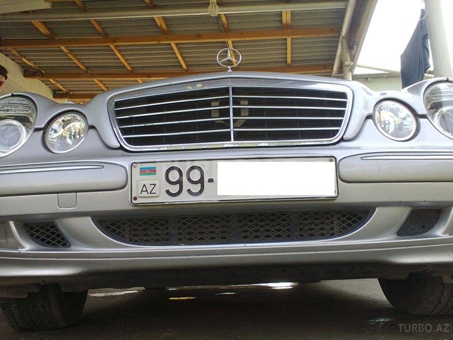 Mercedes E 270 2002, 230,000 km - 2.7 л - Bakı