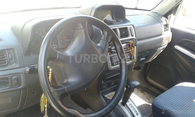 Mitsubishi Pajero io 2000, 124,000 km - 1.8 л - Bakı
