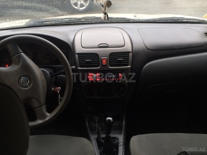 Nissan Sunny 2003, 431,245 km - 1.6 л - Bakı