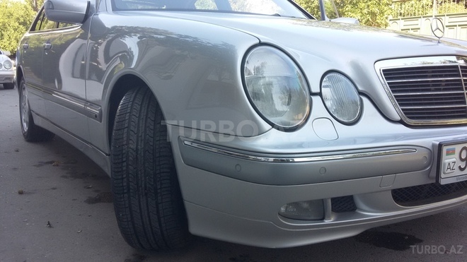 Mercedes E 240 1999, 142,481 km - 2.4 l - Bakı