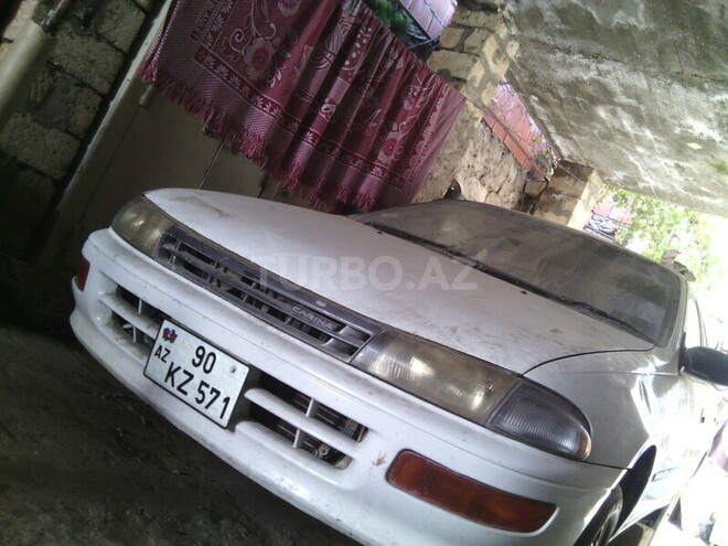 Toyota Carina 1992, 300,000 km - 1.6 л - Bakı